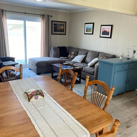 Вилла Rocky Harbour Oceanfront Экстерьер фото